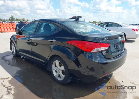 2012 Hyundai Elantra Gls (Ulsan Plant) z USA, uszkodzony, nr VIN KMHDH4AE0CU290311